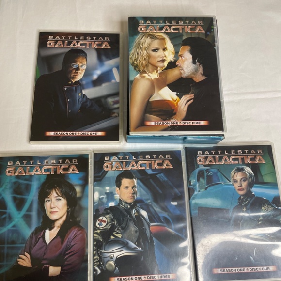 Battlestar Galactica Season 1 - Picture 4 of 4